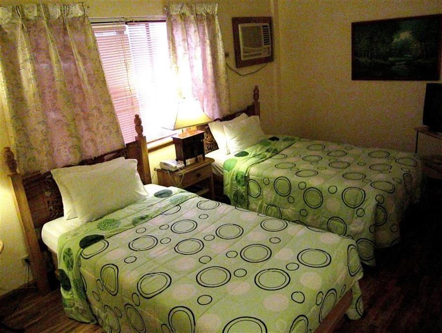 Roxas President'S Inn Buitenkant foto