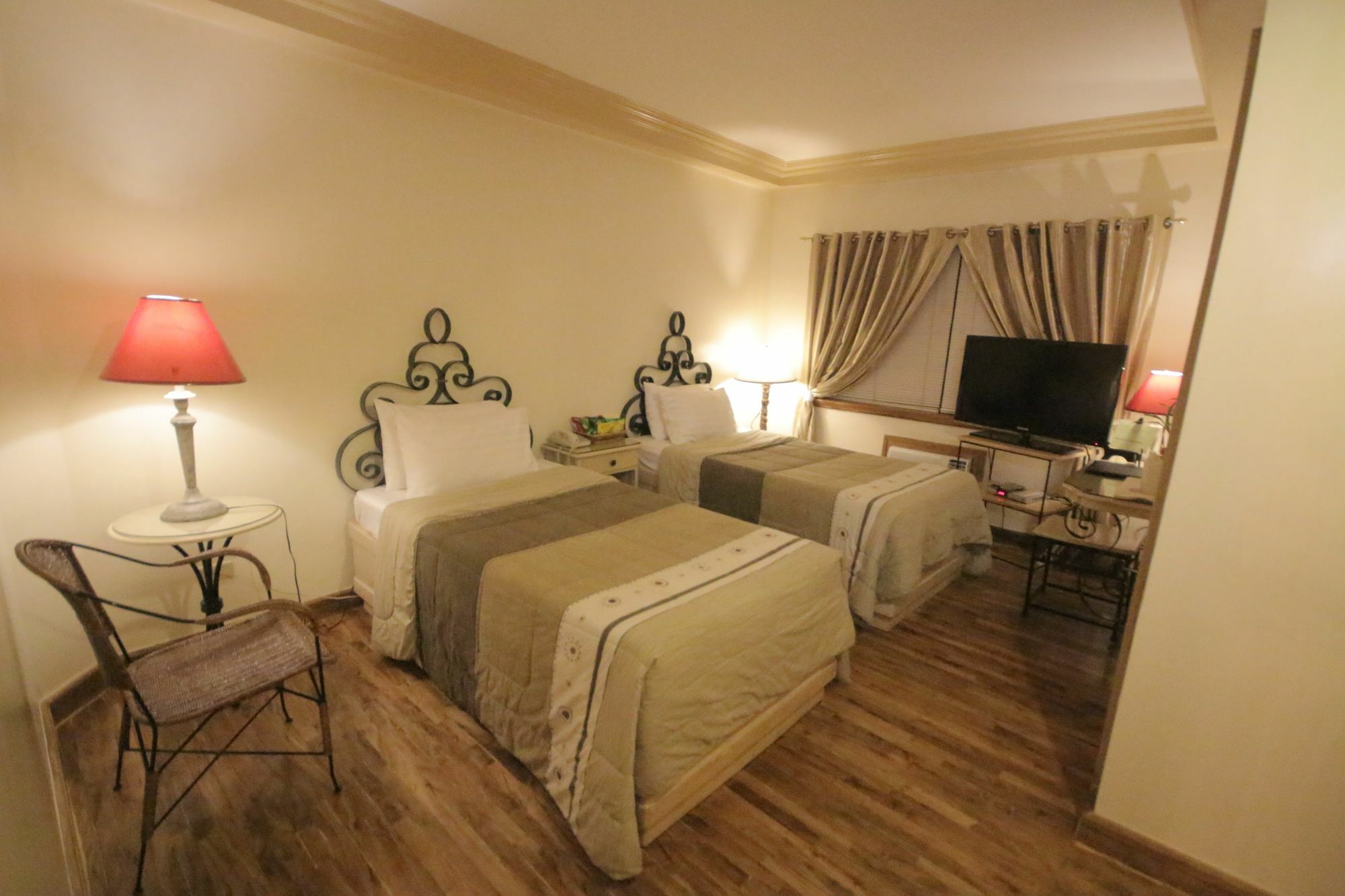 Roxas President'S Inn Buitenkant foto